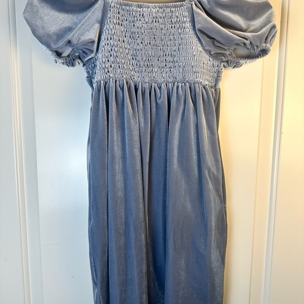 Walking on Sunshine Velvet Blue Size 6 EUC (worn once) - Picture 5 of 6